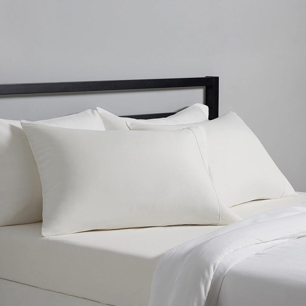Amazon Basics Standard Pillowcases Set of 2 - Lightweight, Super Soft Easy Care Microfiber, Spa Blue, 30" L x 20" W, Pillows Not Included