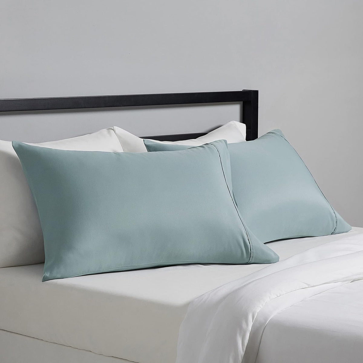 Amazon Basics Standard Pillowcases Set of 2 - Lightweight, Super Soft Easy Care Microfiber, Spa Blue, 30" L x 20" W, Pillows Not Included
